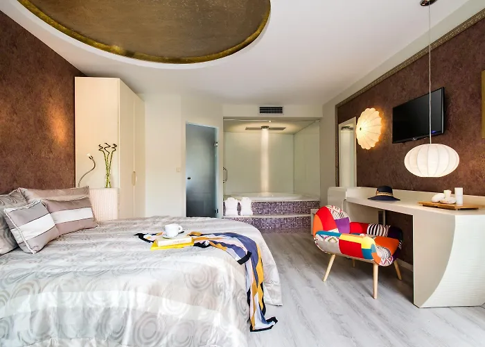 Alexandra Golden Boutique Hotel-adults Only 호텔